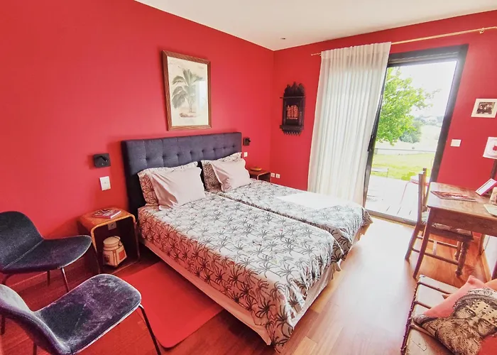 La Palisse Bed & Breakfast Peaugres