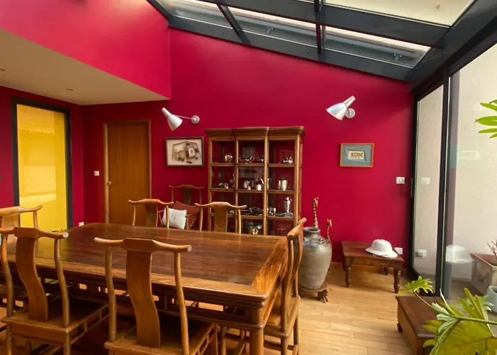 La Palisse Bed & Breakfast Peaugres
